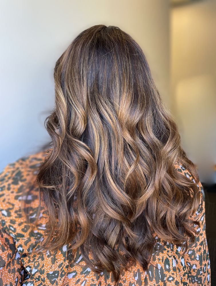 Jess Hansen Hair Studio Logo