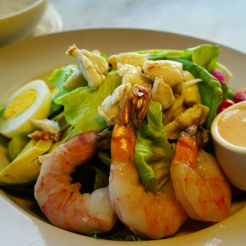 Mariposa - Shrimp, Crabmeat, Avocado Salad - New American Near Me - Honolulu, Hawaii