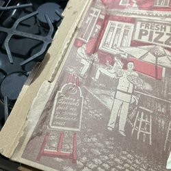 Gerardos Pizzeria - Smashed pizza box from being dropped.