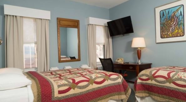 Irving House at Harvard by null
