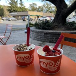 MYO Frozen Yogurt
