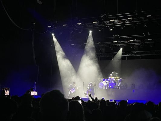 Cascades Amphitheater by null