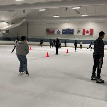 Pasadena Ice Skating Center - Skating rink - Skating Rinks Near Me - Pasadena, California