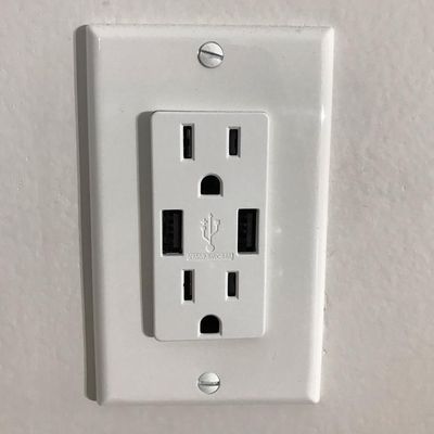 Limited Master Electrician Logo