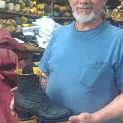 Renick's Western Boots - Master Cordwainer Nicholas Gutierrez