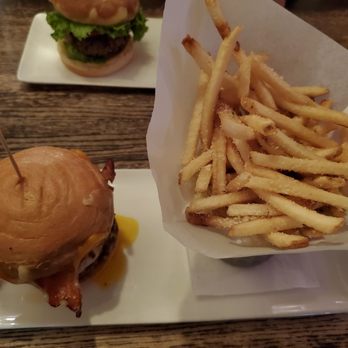 Plan B - West Hartford - Breakfast burger with parmesan fries - Burgers Near Me - West Hartford, Connecticut Plan B - West Hartford - Breakfast burger with parmesan fries - Burgers Near Me - West Hartford, Connecticut