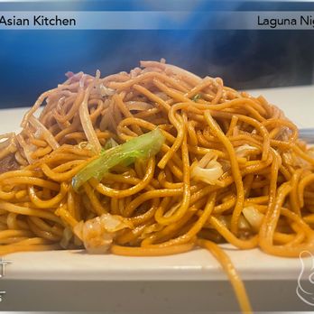 Asian Kitchen - BBQ Pork Chow Mein ($17) - Chinese Near Me - Laguna Niguel, California Asian Kitchen - BBQ Pork Chow Mein ($17) - Chinese Near Me - Laguna Niguel, California