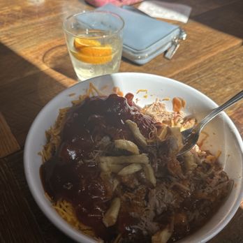Laguna Burger - Ordered pork fries and a white tea shot. Took 15 minutes for them to have no queso and my drink was straight sprite. - Burgers Near Me - Albuquerque, New Mexico