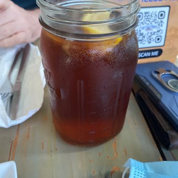 Sal's Ballyhoo's - Iced tea served in a giant mason jar! - Seafood Near Me - Key Largo, Florida Sal's Ballyhoo's - Iced tea served in a giant mason jar! - Seafood Near Me - Key Largo, Florida
