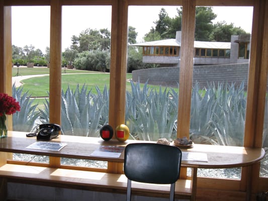 David and Gladys Wright House by null