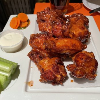 The Sweet Sap - Soy garlic chicken wings - New American Near Me - Flushing, New York