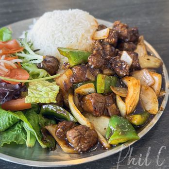 Pho Qt - Cơm Bò Lúc Lắc - Shaking Beef with steamed rice - Really good, the beef was tender and flavorful. - Noodles Near Me - Buena Park, California