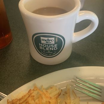 Metro Diner - American Near Me - Charlotte, North Carolina