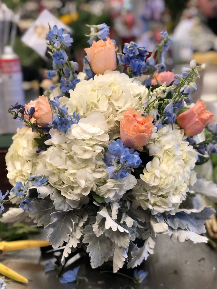 HARMONS FLORAL DESIGN & DISTRIBUTION CENTER 62 Photos Florists