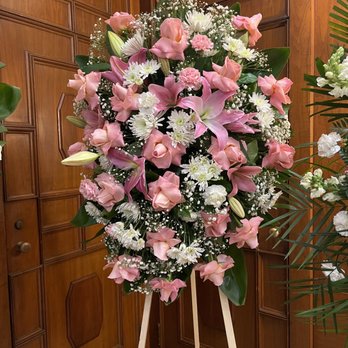 Florals by Ana - The Duchess - Florists Near Me - Compton, California Florals by Ana - The Duchess - Florists Near Me - Compton, California