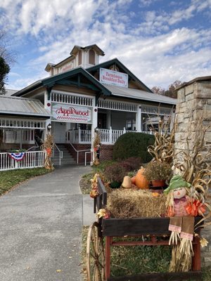 Applewood Farmhouse Restaurant by null