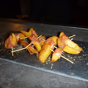 Le Clandestin - Potatoes au jambon - Wine Bars Near Me - Montpellier, 34 Le Clandestin - Potatoes au jambon - Wine Bars Near Me - Montpellier, 34