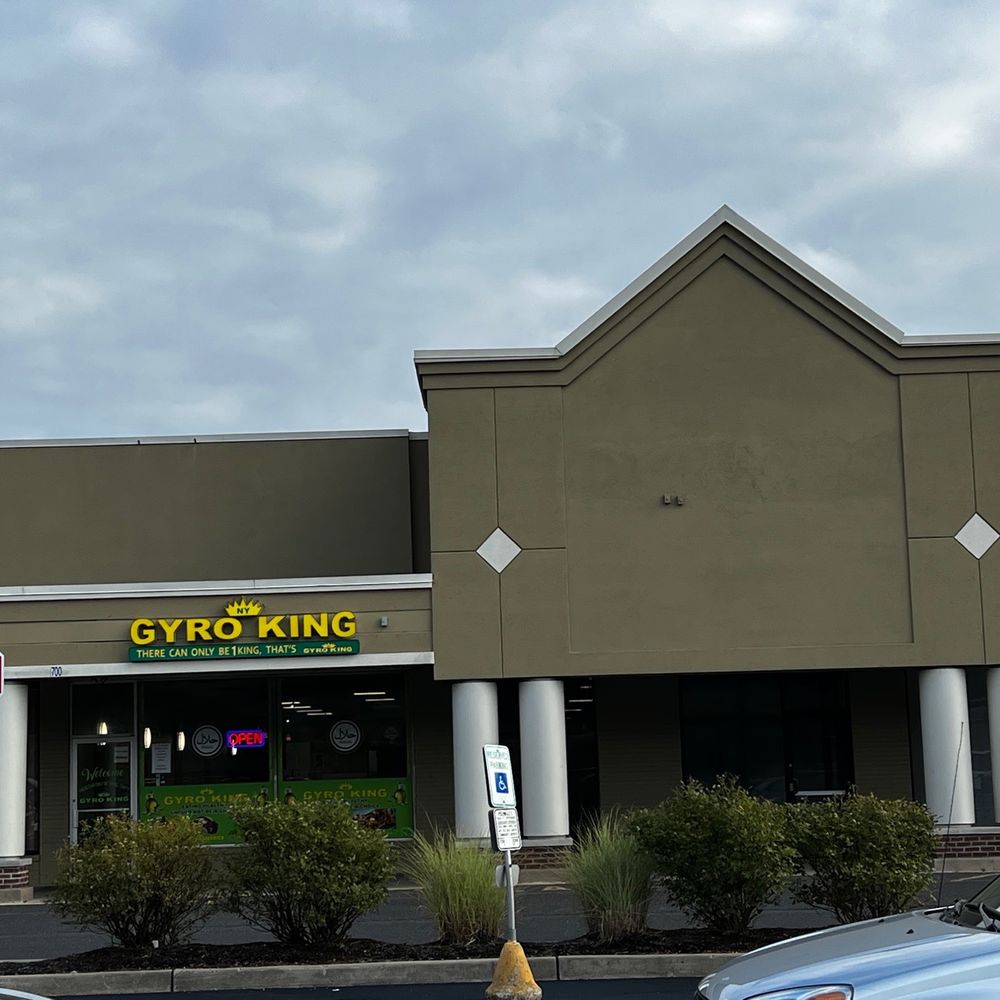 NY Gyro King - a stop sign in front of a store - Halal Near Me - South Plainfield, New Jersey