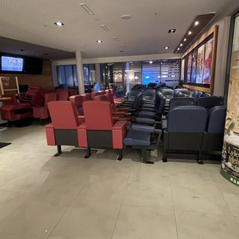 Cineplex - Ausrangierte Sessel zu verkaufen. - Cinema Near Me - Germering, BY Cineplex - Ausrangierte Sessel zu verkaufen. - Cinema Near Me - Germering, BY