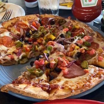 Ocean's Bar & Grill - Cauliflower pizza - New American Near Me - Panama City Beach, Florida Ocean's Bar & Grill - Cauliflower pizza - New American Near Me - Panama City Beach, Florida