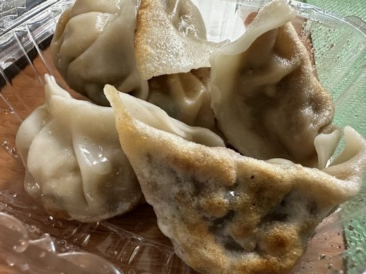 Wong Wong Noodle Soup by null