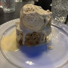 Bread pudding dessert was Bread pudding dessert was