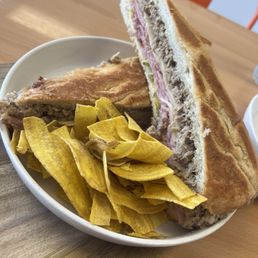 Amazing stacked Cuban!!! Amazing stacked Cuban!!!