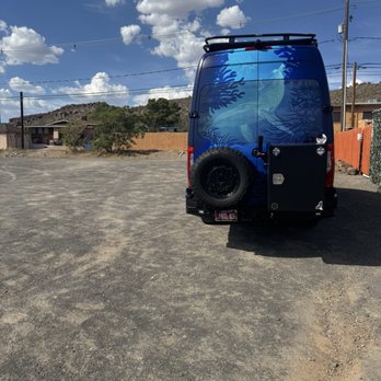 Hive Five Meadery - Plenty of gravel parking - Meaderies Near Me - Kingman, Arizona Hive Five Meadery - Plenty of gravel parking - Meaderies Near Me - Kingman, Arizona