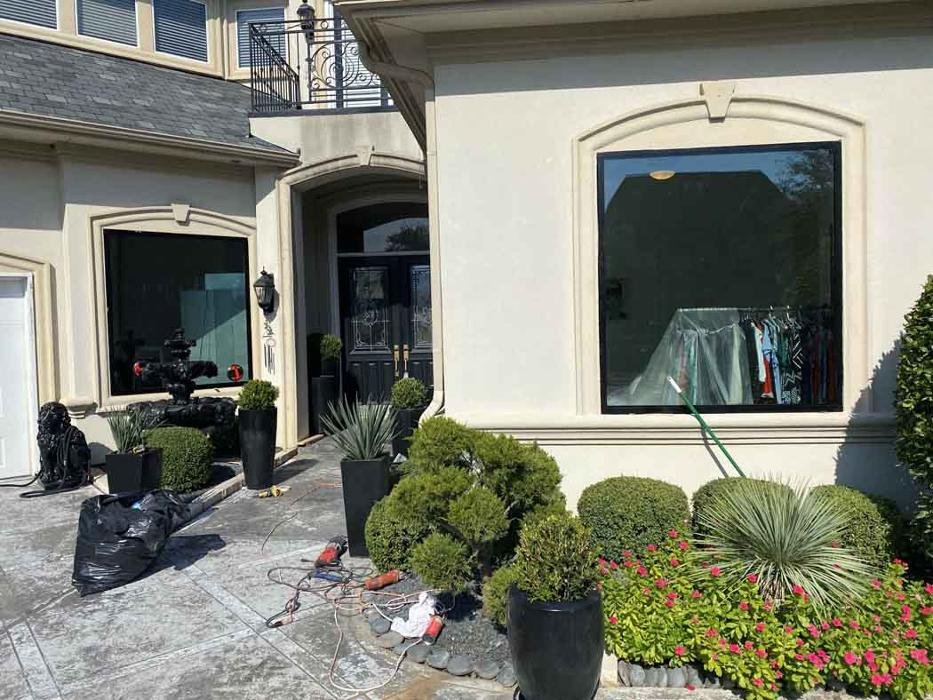 Slide of Lampton Roofing