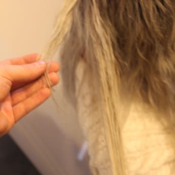 Onyx Hair Studio - Comparison to show how much of my hair fell out (about 5 inches) (after being "serviced" at onyx) - Hair Extensions Near Me - Salem, Virginia Onyx Hair Studio - Comparison to show how much of my hair fell out (about 5 inches) (after being "serviced" at onyx) - Hair Extensions Near Me - Salem, Virginia