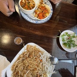 Pad Thai Pad Thai
