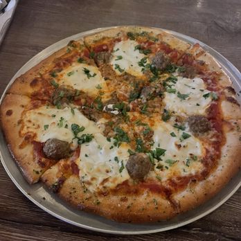 Oak & Stone - Pizza - Beer Bar Near Me - Venice, Florida