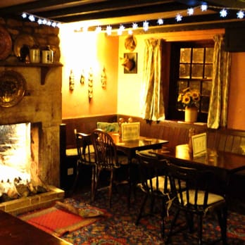 The Major's Retreat - Majors Retreat in Tormarton Main Bar - Pubs Near Me - Badminton, SGC The Major's Retreat - Majors Retreat in Tormarton Main Bar - Pubs Near Me - Badminton, SGC
