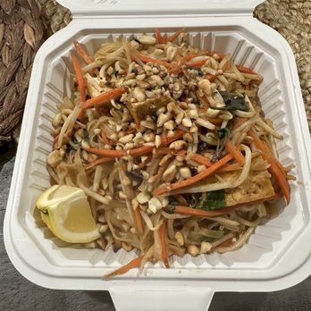 Loving Hut - Pad thai - Vegan Near Me - Glendora, California Loving Hut - Pad thai - Vegan Near Me - Glendora, California