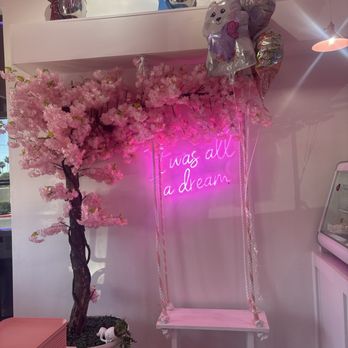 Cielito Rosa Bakery - Photo shoot time - Coffee & Tea Near Me - Phoenix, Arizona