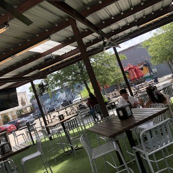 FM Kitchen & Bar - Bars Near Me - Houston, Texas FM Kitchen & Bar - Bars Near Me - Houston, Texas