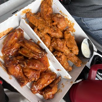 Buffalo Wild Wings - 20 pc bone in mild buffalo and Asian zing - Sports Bars Near Me - Dodge City, Kansas Buffalo Wild Wings - 20 pc bone in mild buffalo and Asian zing - Sports Bars Near Me - Dodge City, Kansas