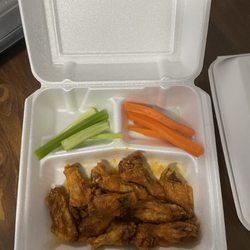 Chico's Mexican Restaurant - Buffalo Wings with carrots and celery