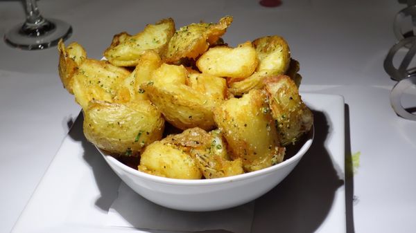 Rubyos Restaurant & Cocktail Bar by null