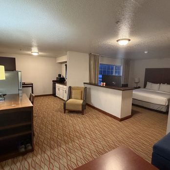 Comfort Inn & Suites - Hotels Near Me - Ashland, Oregon Comfort Inn & Suites - Hotels Near Me - Ashland, Oregon