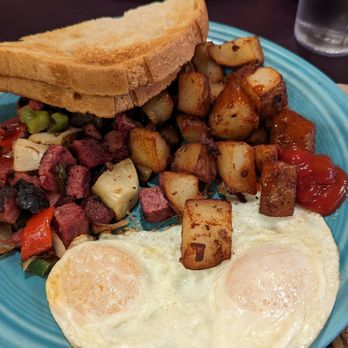 Pat's Cafe - Pat's Hash - Breakfast & Brunch Near Me - San Francisco, California