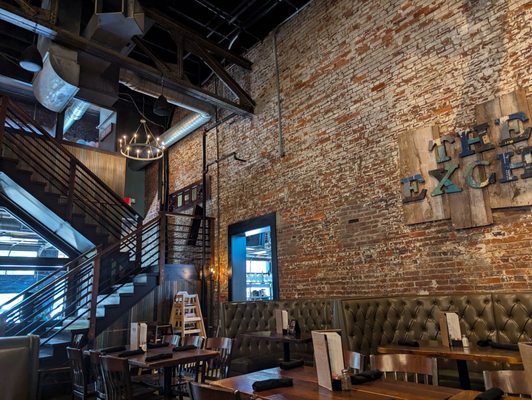 The Exchange Pub + Kitchen by null