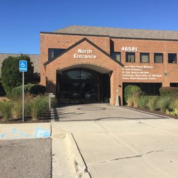 Exterior outside entrance of HealthQuest Physical Therapy - Macomb West - Macomb, Michigan Exterior outside entrance of HealthQuest Physical Therapy - Macomb West - Macomb, Michigan