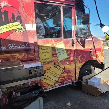 Tacos El Chilango - Outdoors - Food Trucks Near Me - Pflugerville, Texas