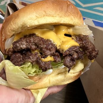 RAD BURGER - Updated February 2026 - 63 Photos & 57 Reviews - 2820