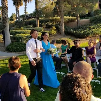 Bloomingbelles - Bridesmaid's bouquet - Party Equipment Rentals Near Me - Henderson, Nevada