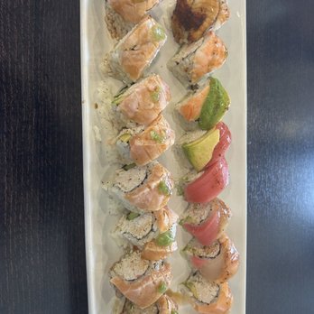 Chick Flag - washington roll & rainbow roll - Sandwiches Near Me - Garden Grove, California