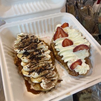 Maison De Croissant - Tiramisu & strawberry - Bakeries Near Me - Irvine, California Maison De Croissant - Tiramisu & strawberry - Bakeries Near Me - Irvine, California