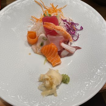 Sushi Box - Sushi Bars Near Me - McKinney, Texas