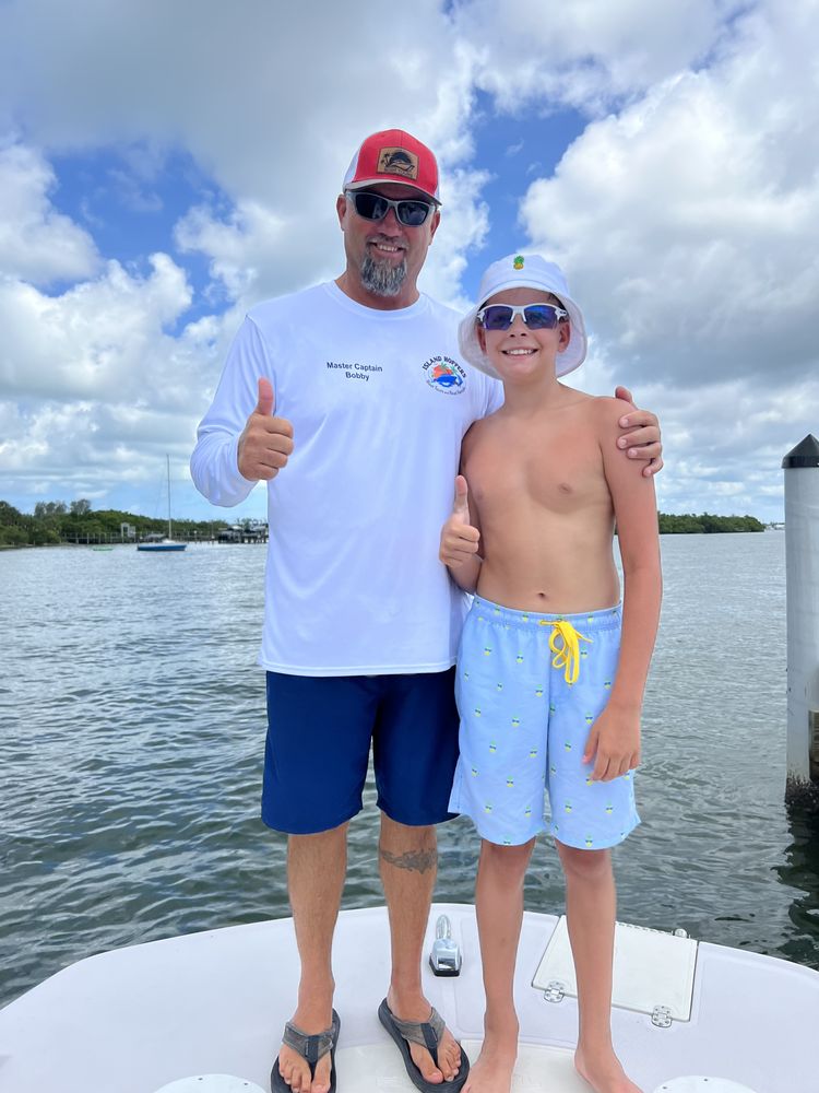 Island Hoppers Boat Tours - Dolphin Tours Anna Maria Island Logo